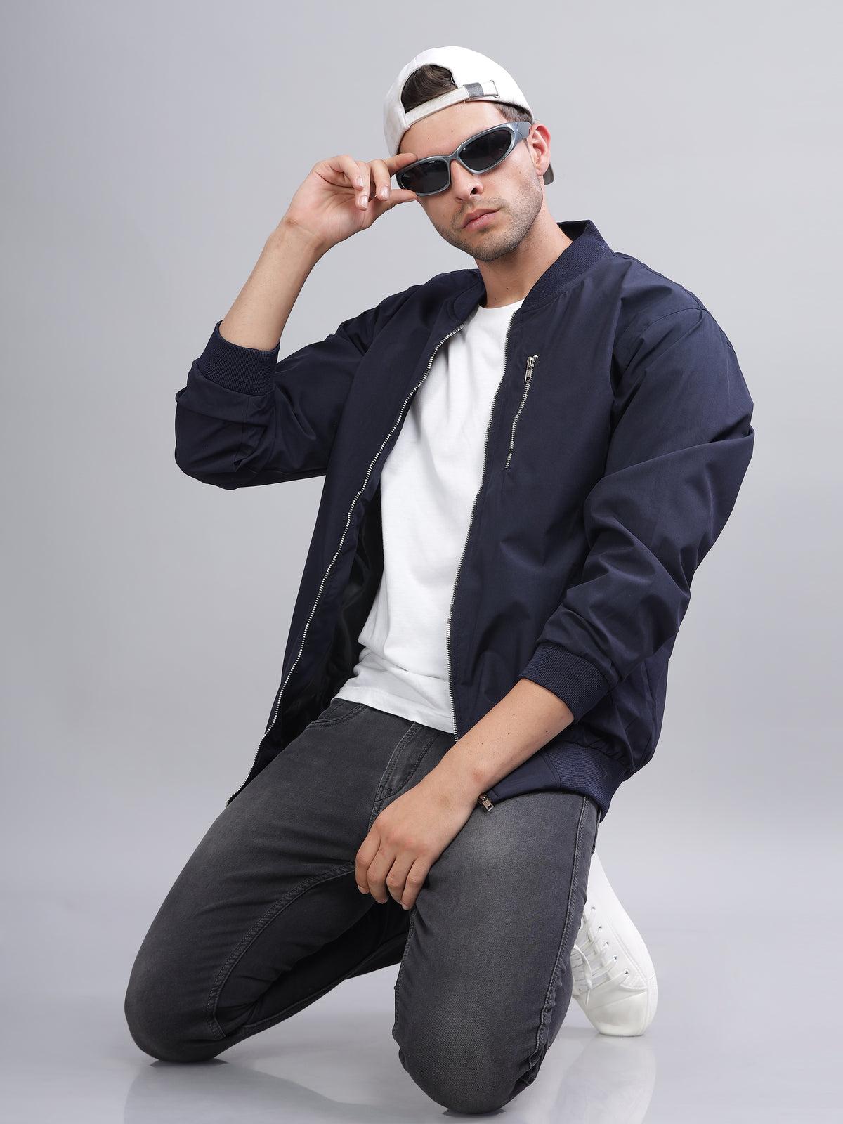 Solid Navy Blue Slim Fit Lycra Varsity Windcheater