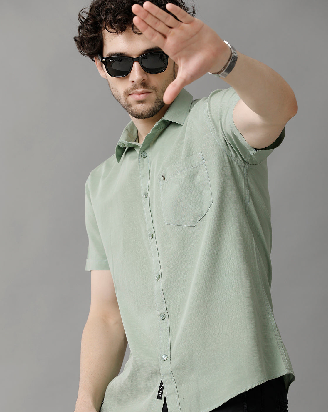 Solid Green Linen Blend Slim Fit Half Shirt