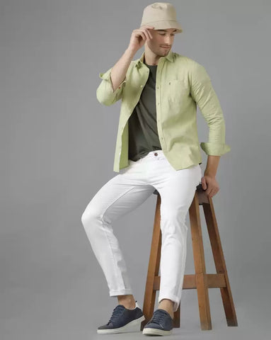 Pearl White Solid Expansible Chinos