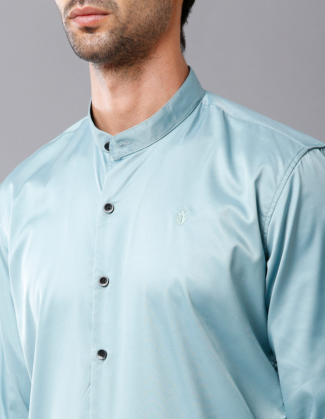 LIGHT GREEN CHINESE COLLAR SATIN SHIRT